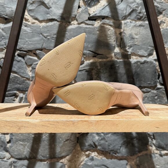 Saint Laurent Nude Patent Anja 100 Pumps - Picture 6 of 11